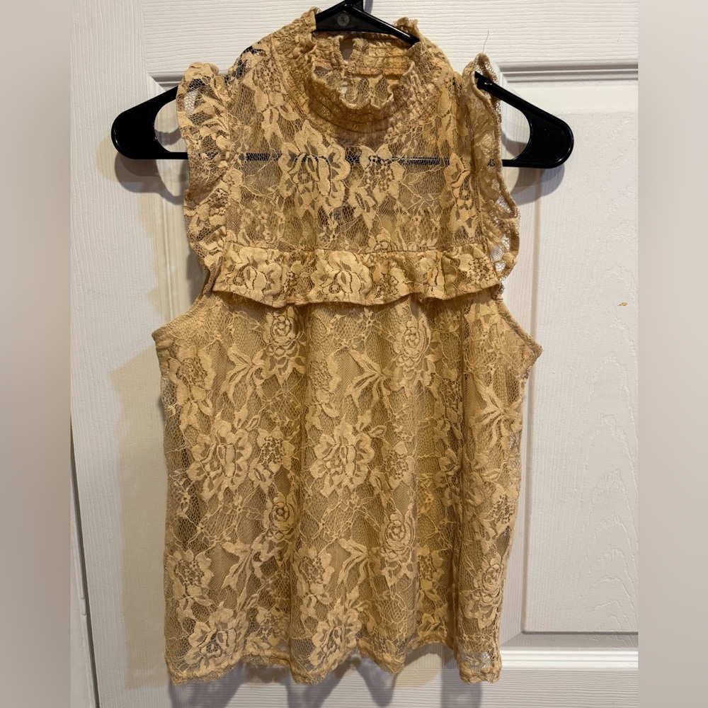 bleuh ciel Cream Lace Ruffle Camisole